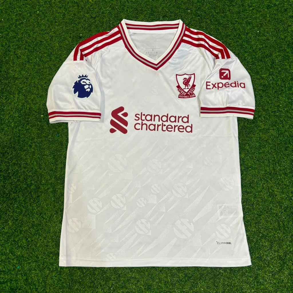 Ryan Gravenberch #39 Liverpool New Season 2027 White Away Football Jersey – Front View