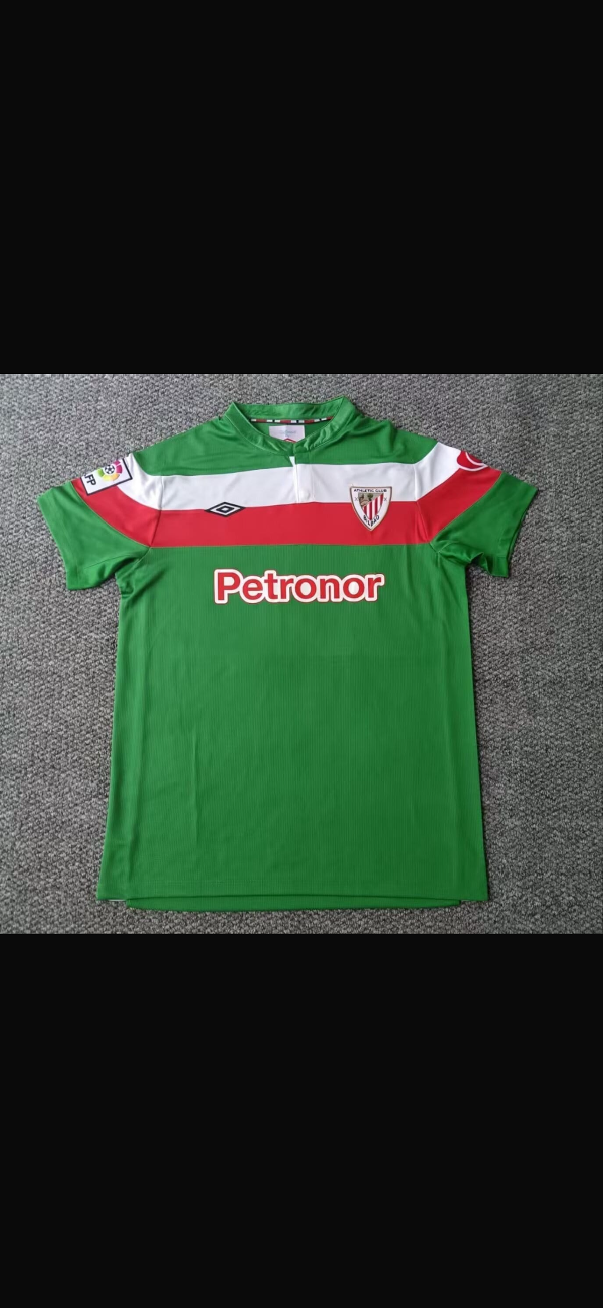Bilbao Green Retro – Back View