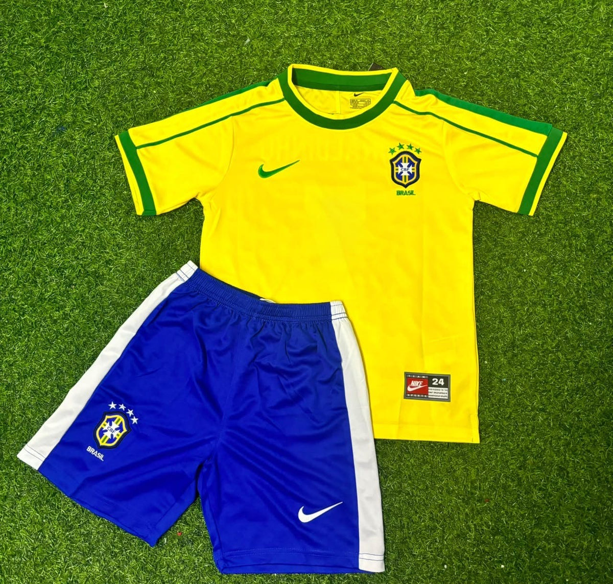 Vinicius Júnior #7 Brazil Retro Kids Football Jersey Kinder – Front View