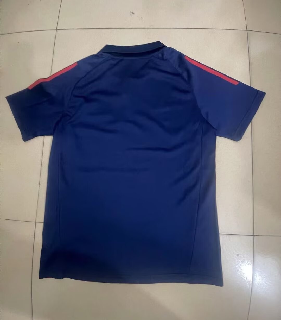 Manchester United New Polo Neck Polokragen Tshirt Special Edition Edition 2 – Front View