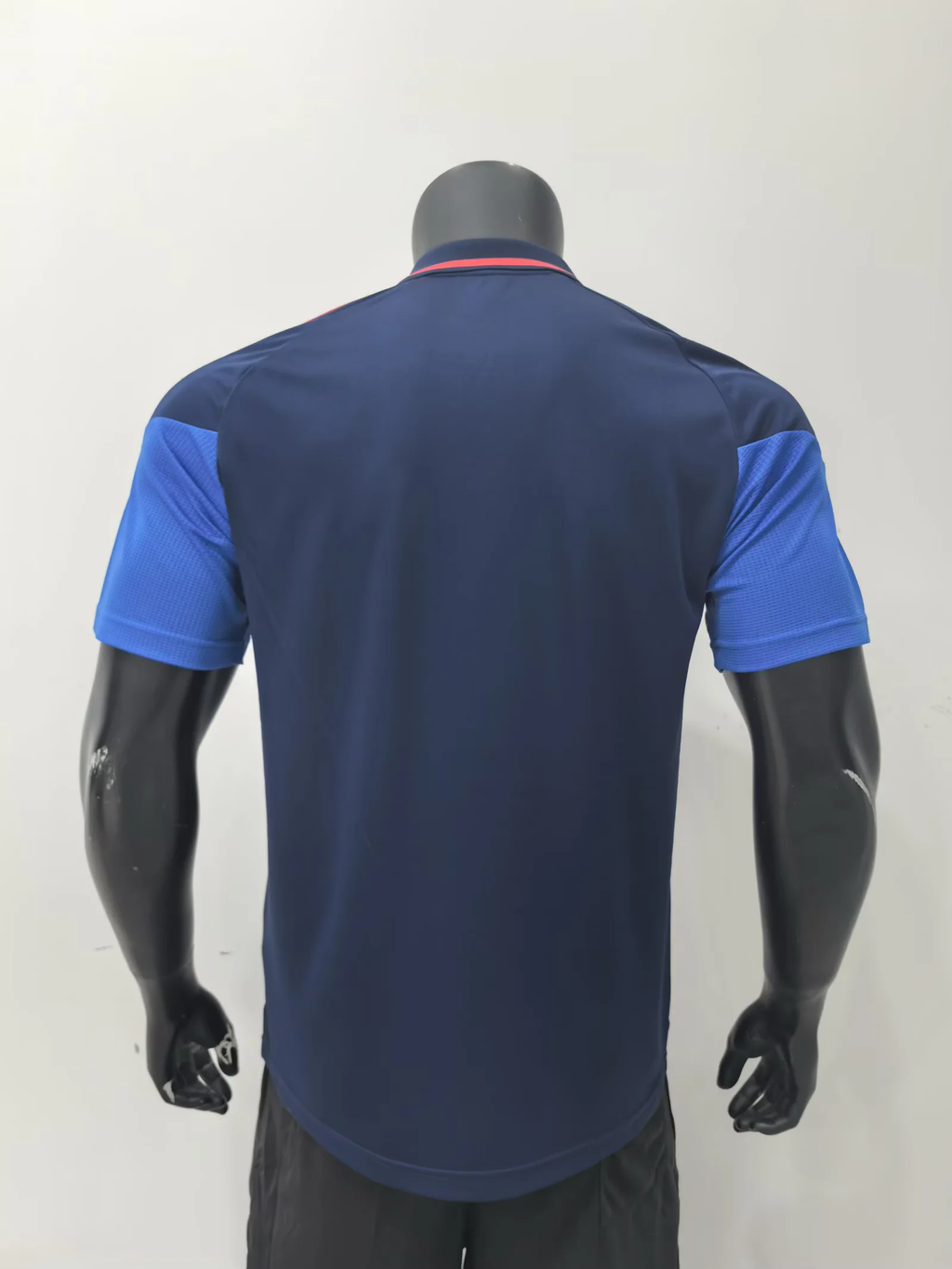Colombia New Polo Neck Polokragen Tshirt – Detailed View