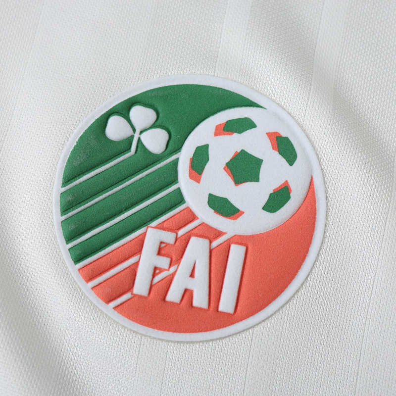 Ireland 1992 Season Away Retro Jersey Soccer – Detailed View