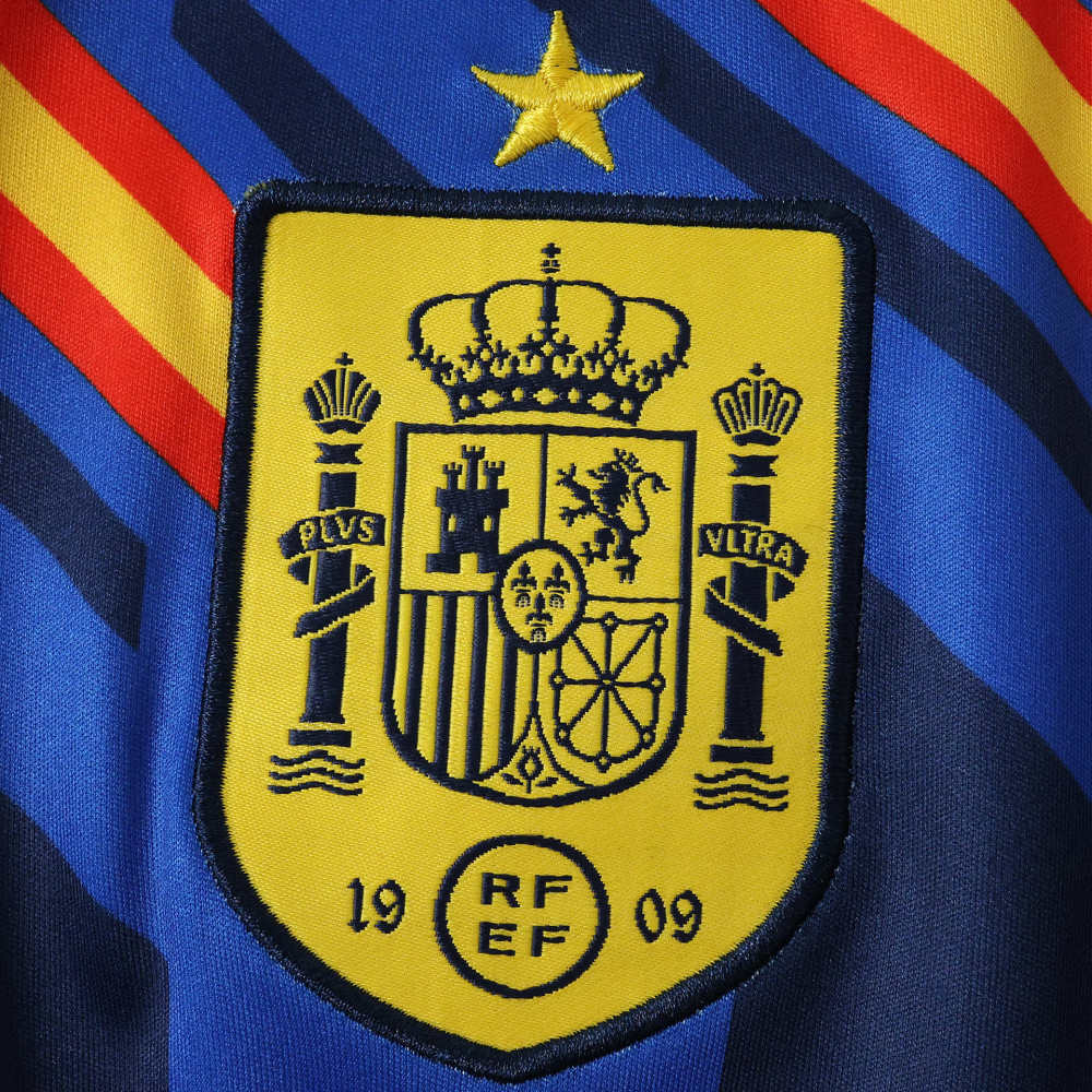 2026 Spain World Cup Training shirt Fan version – Detailed View