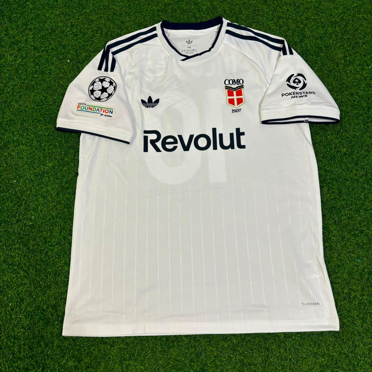 Nico Paz Como 2027 Away Champions League Patch New Season Football Jersey – Front View