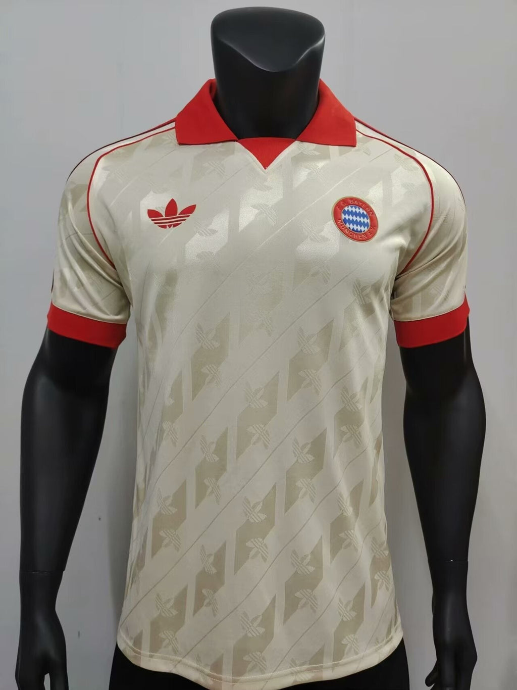 Bayern München New Polo Neck Polokragen Tshirt Special Edition – Front View