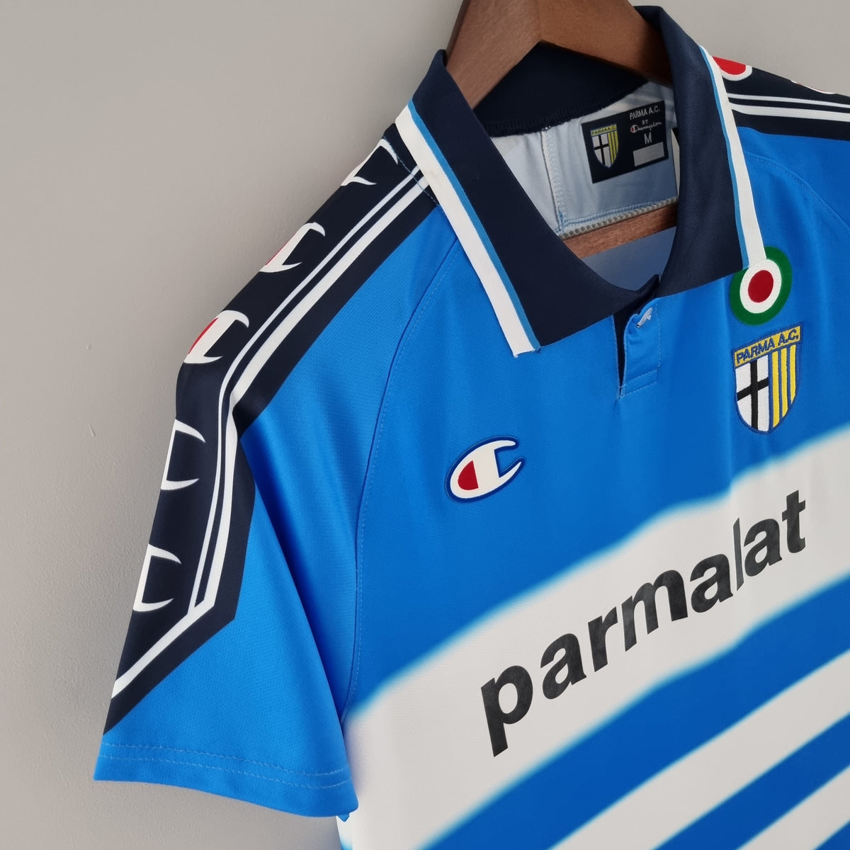 1999/00 Parma Blue Retro Football Jersey – Detailed View