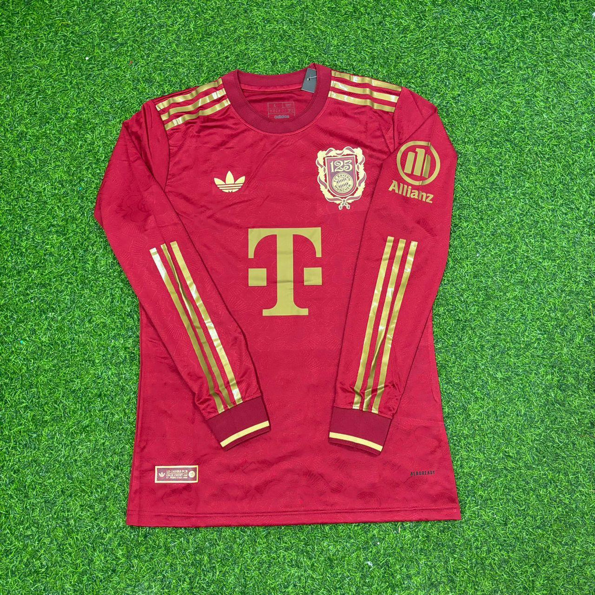 Bastian Schweinsteiger 31- Bayern München 125 Jahre Spezial-Edition Fußballtrikot Paradise Edition – Front View