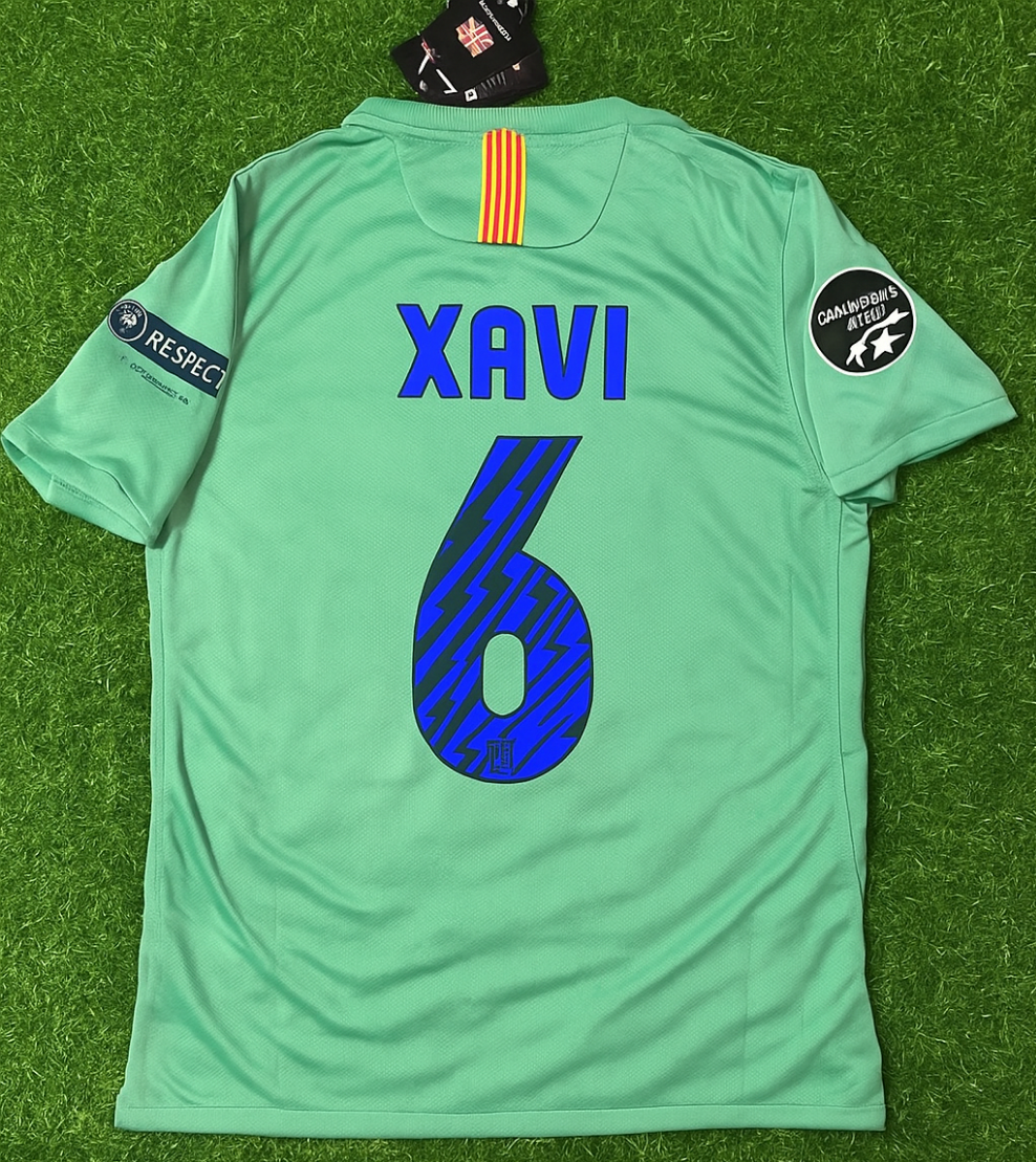 2011/12 Xavi 6 - Barcelona Blue Red Home Retro Football Jersey – Back View