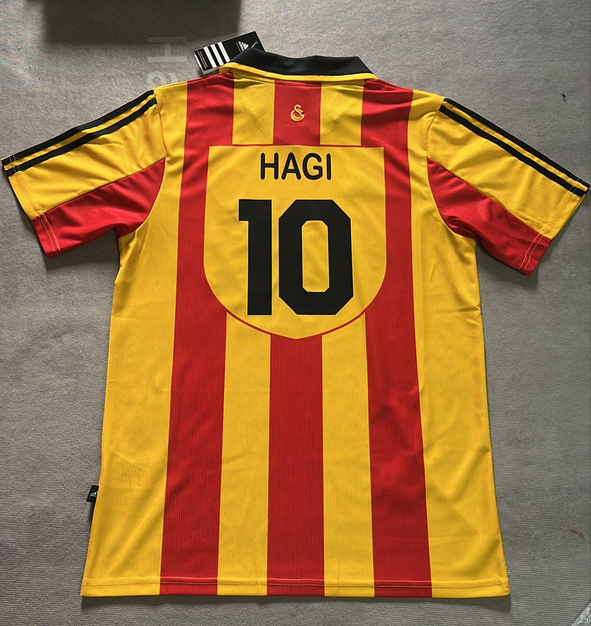 2000 Galatasaray UEFA Retro Nostalji Formasi Football Home Football Jersey – Front View