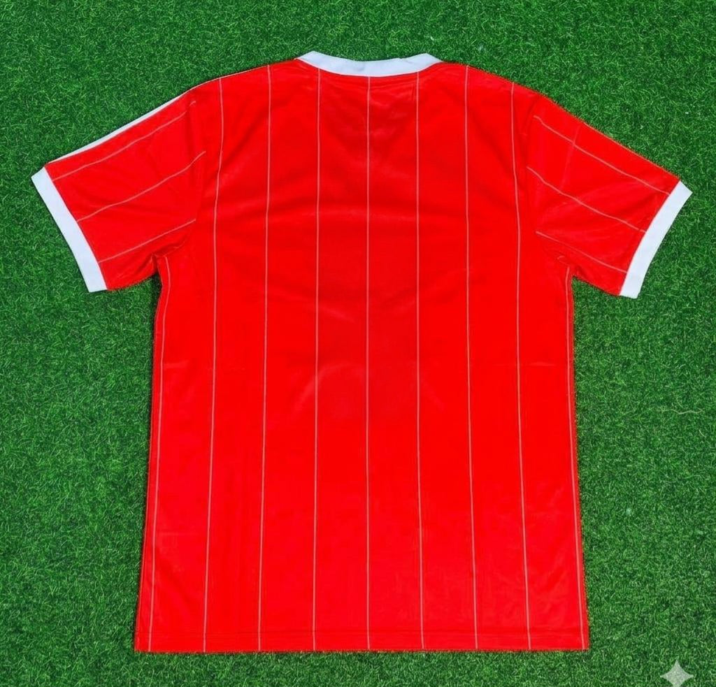Hamburger SV 1982/83 Red Retro – Detailed View