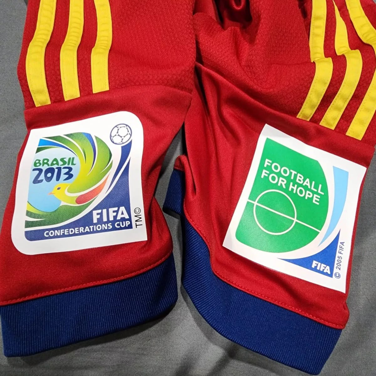 2013 Gerard Pique Spain Confederations Cup Retro Football Jersey – Detailed View
