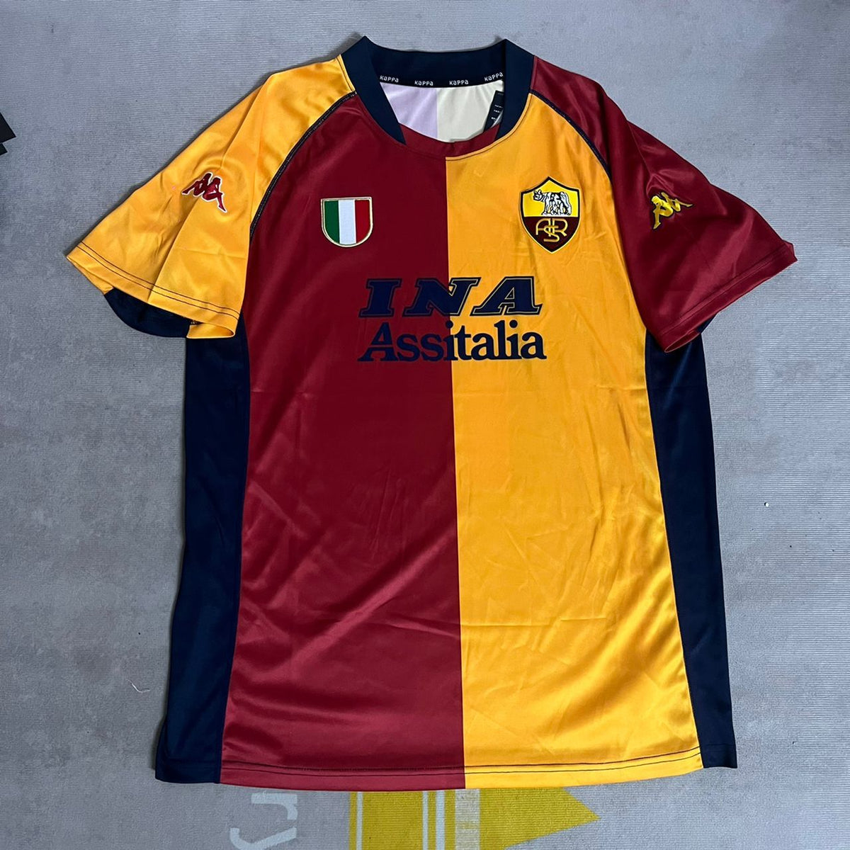 Daniele De Rossi 2000-2001 Retro Jersey – Front View