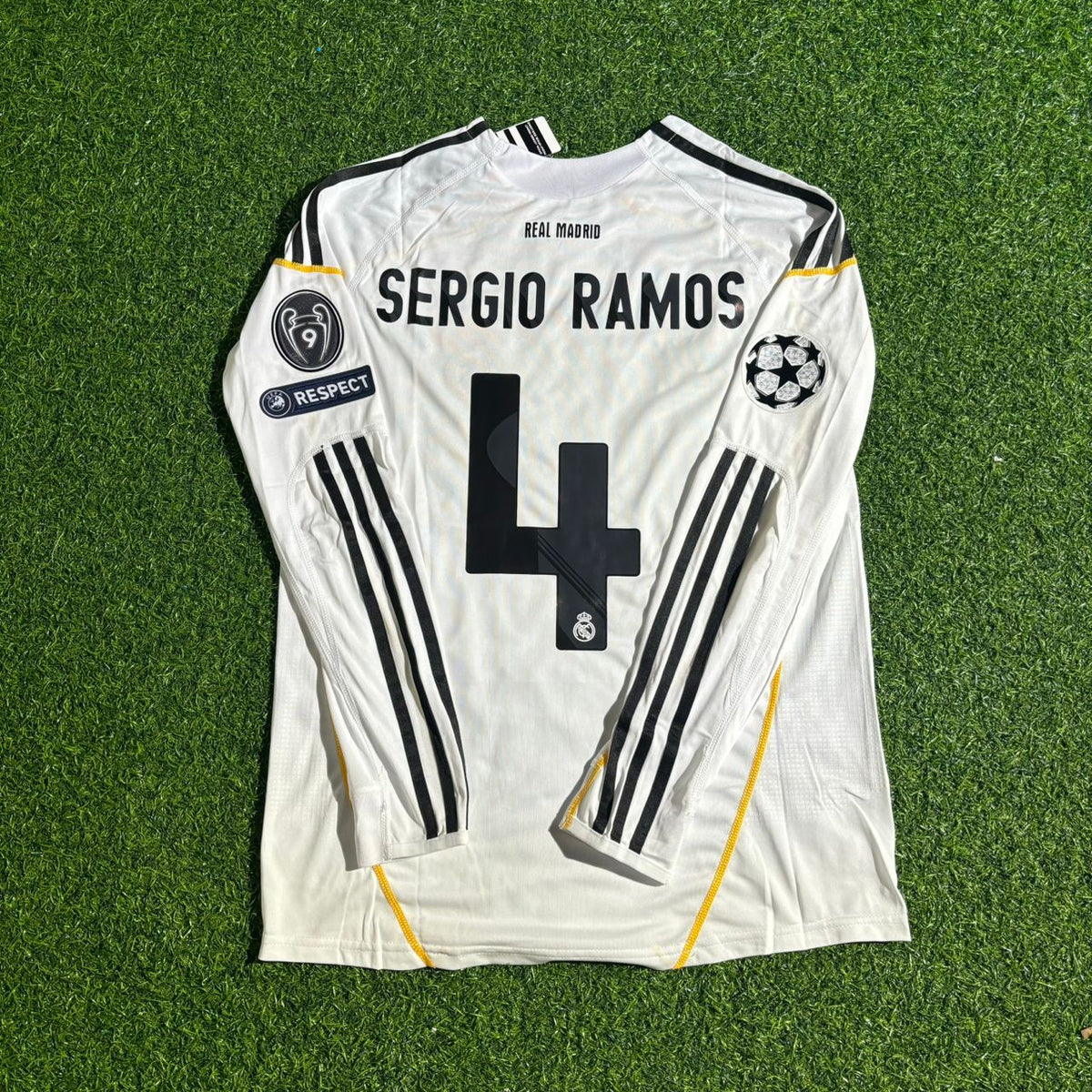 Sergio Ramos 2009 Retro Home Retro Football Kit – Back View