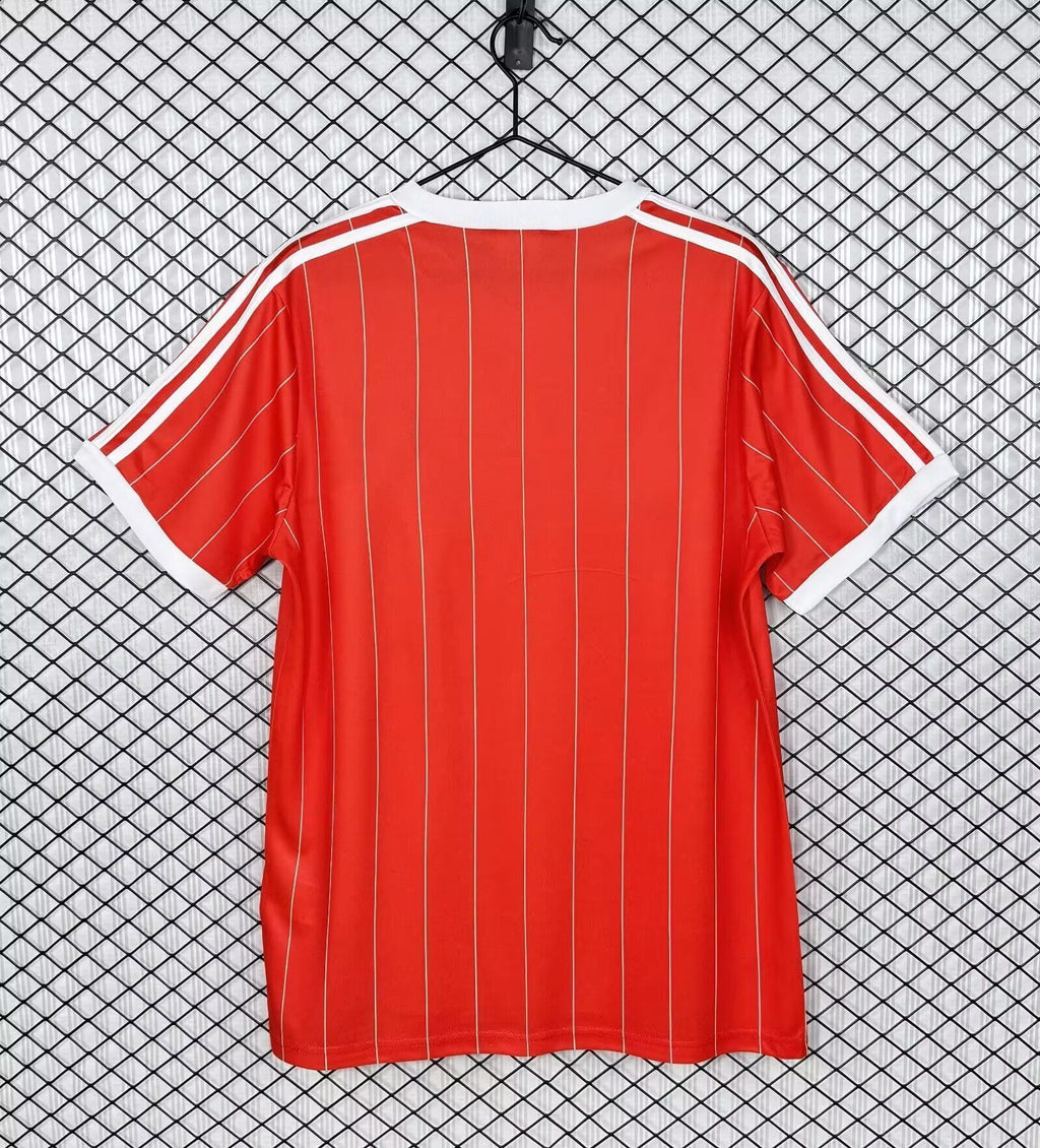 1982/84 Nottingham Forest Red Home Retro Football Jersey – Front View