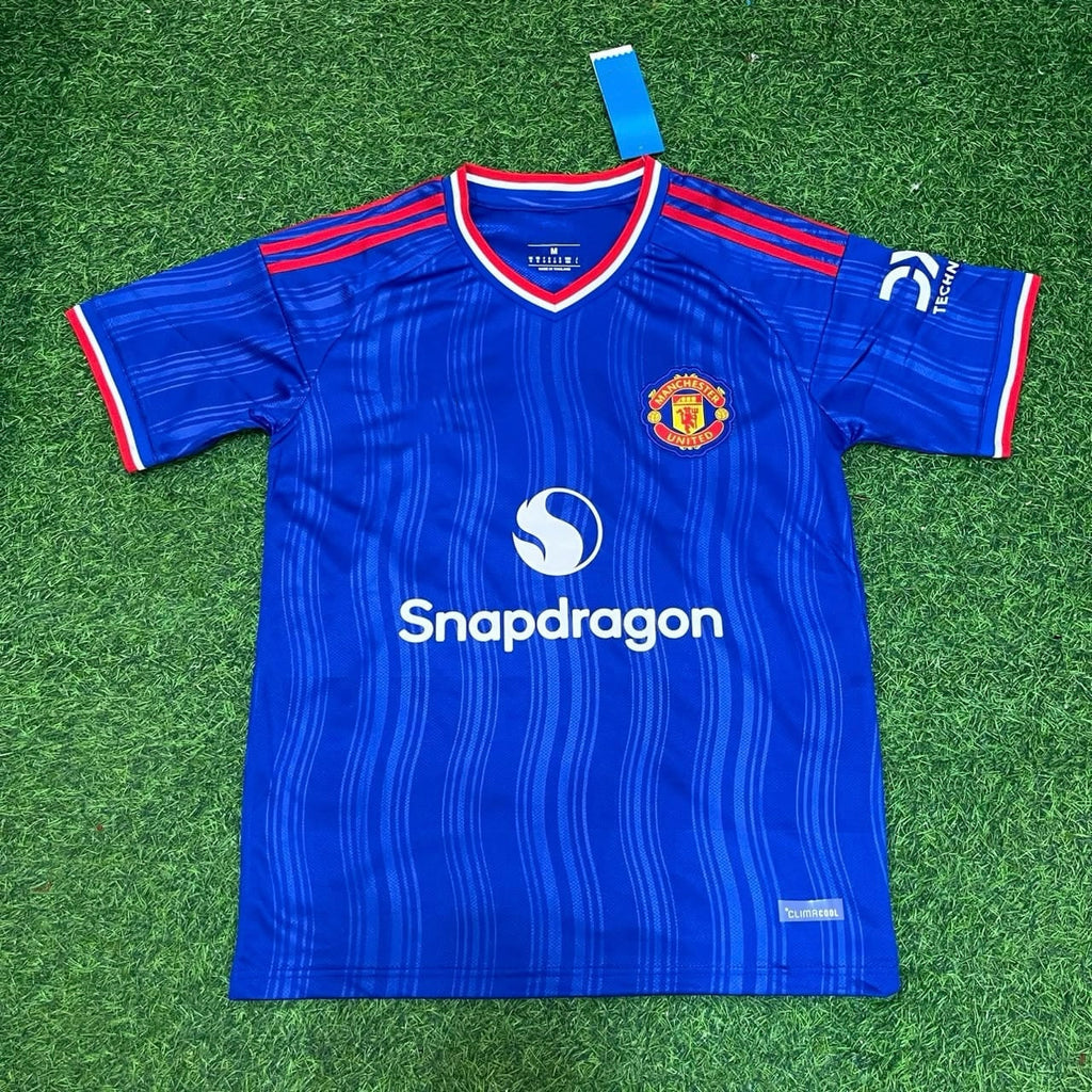 Kobbie Mainoo #37 Manchester United Blue New Season 2027 Jersey – Front View