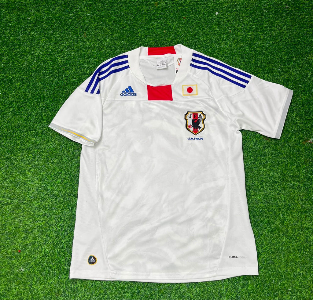 Ao Tanaka Japan White Retro Football Jersey – Front View