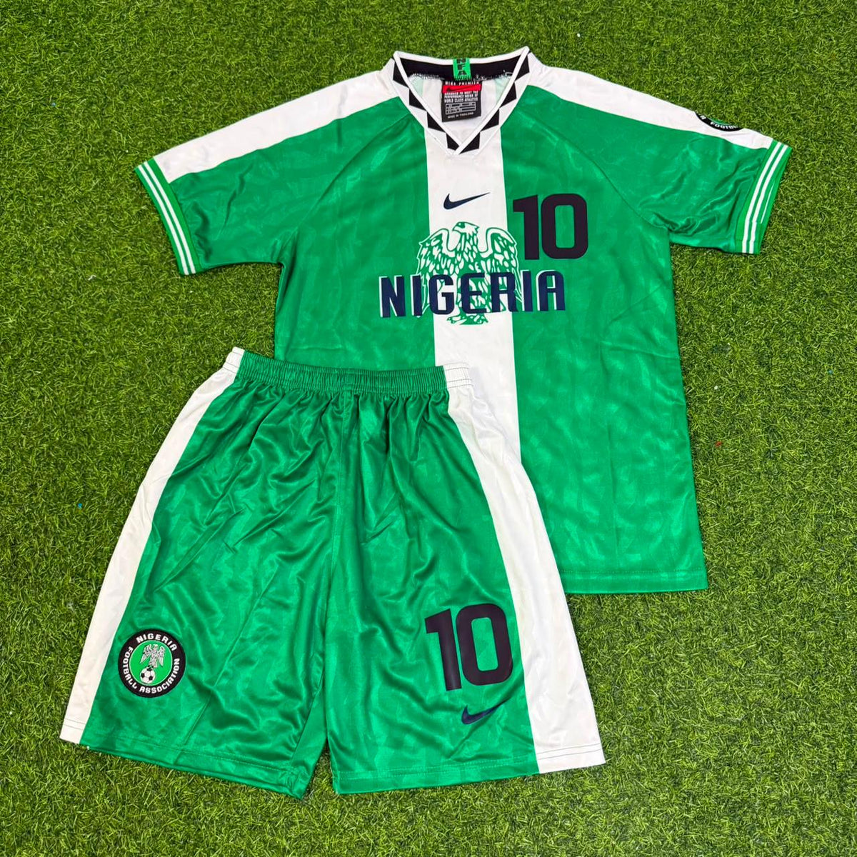 Jay-Jay Okocha 10 - Nigeria 1994 1996 Kids Retro Kit Jersey – Front View