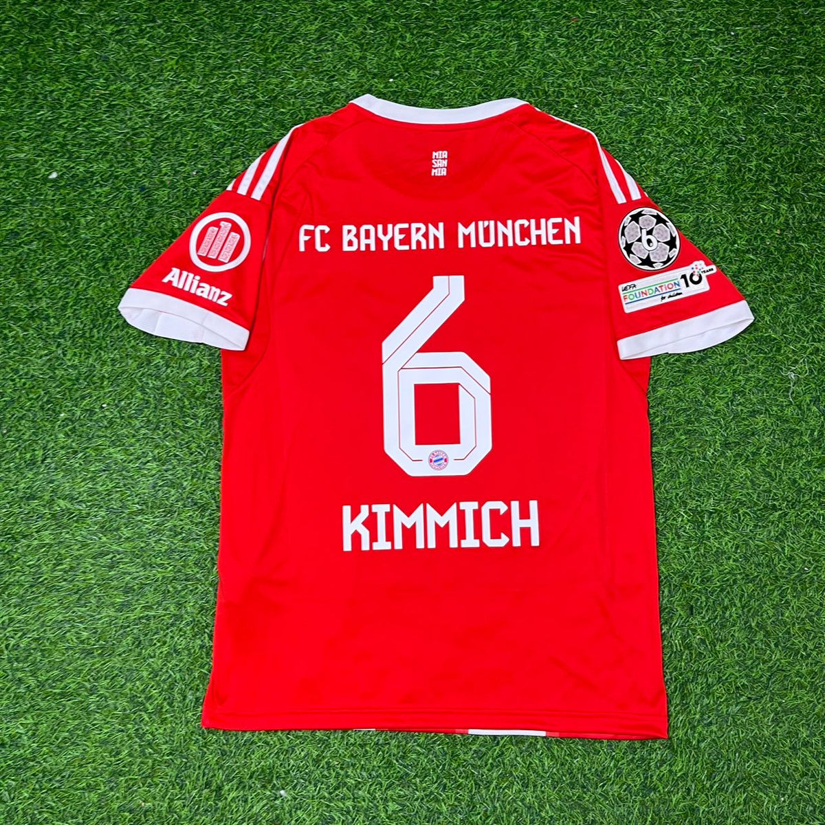 Joshua Kimmich #6 Bayern Munich Home Football Jersey – Back View