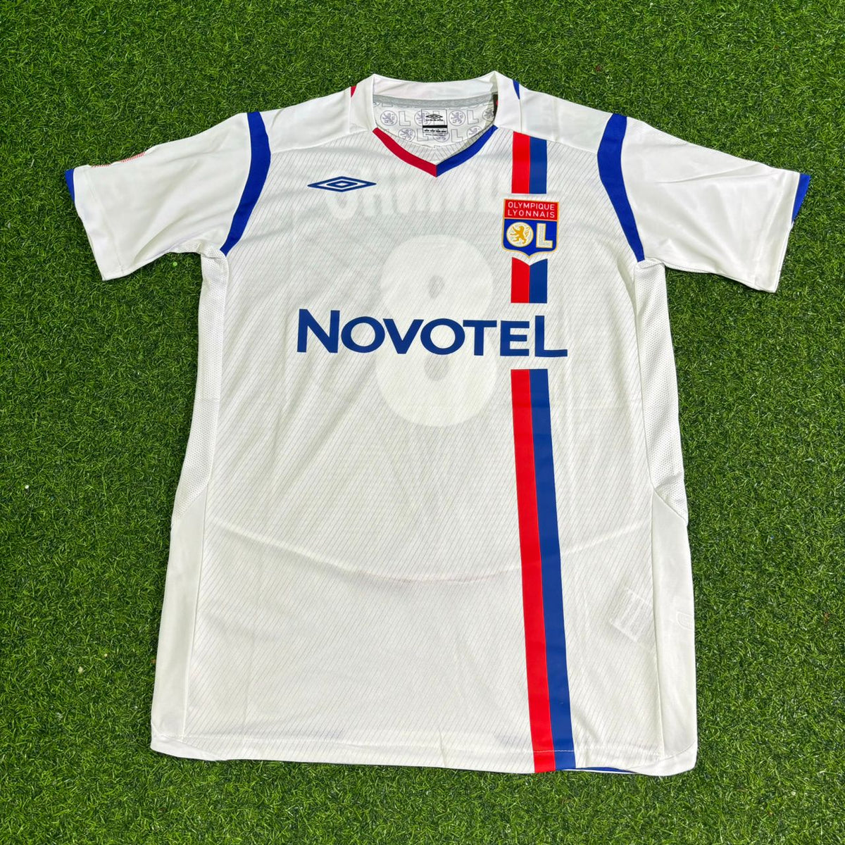 2008 Juninho Pernambucano Olympique Lyonnais 2009 Home White Retro Football Jersey – Front View