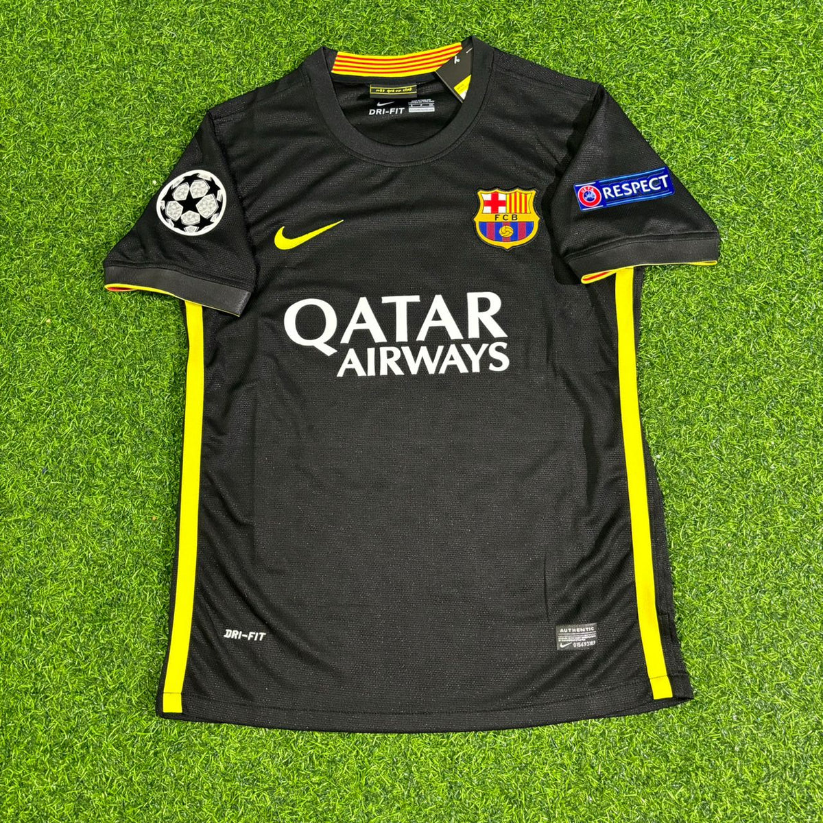 Lionel Messi #10 Barcelona 2013-2014 Black Retro Football Jersey – Front View