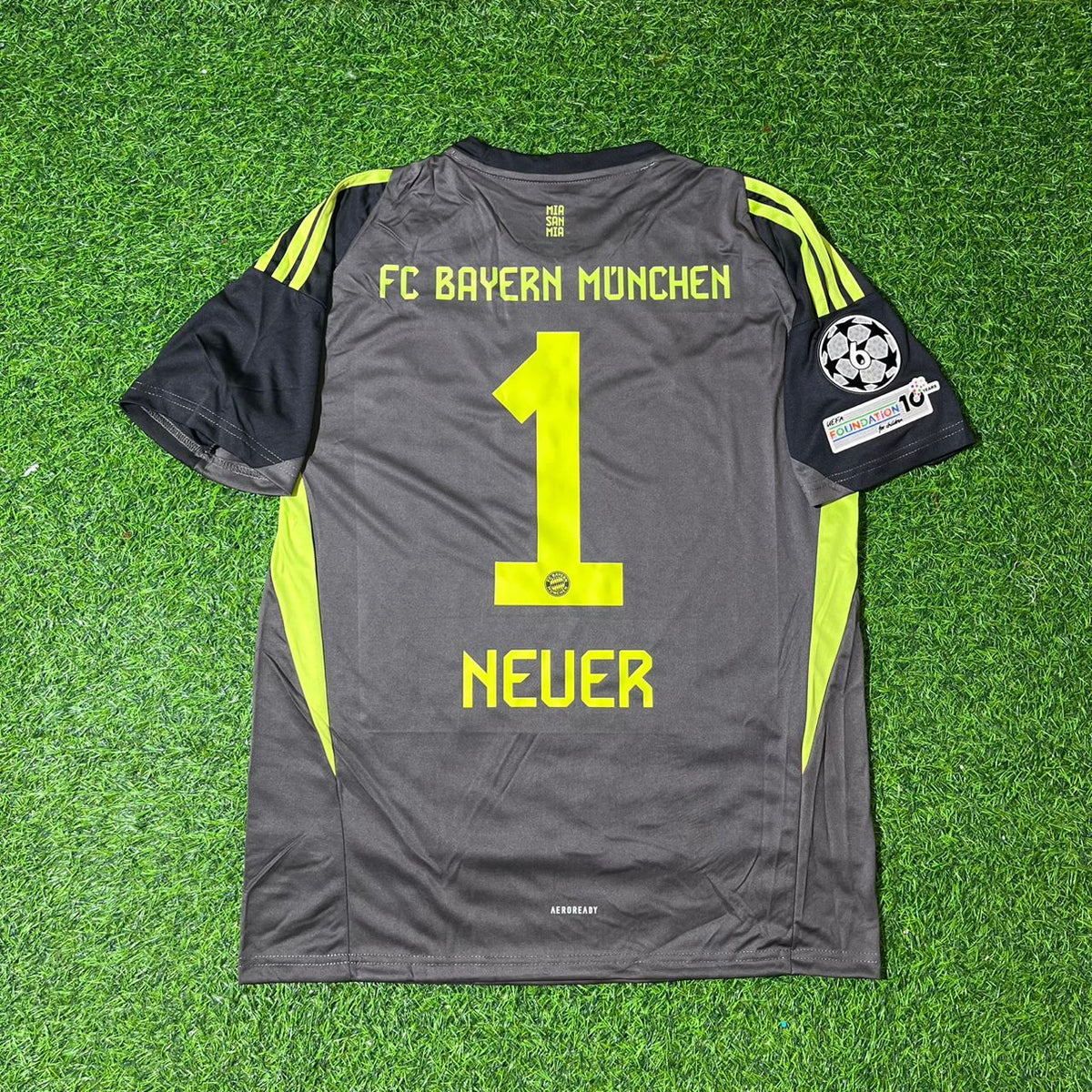 Bayern Munich Black Goalkeeper CL Football Jersey – Manuel Neuer – Back View