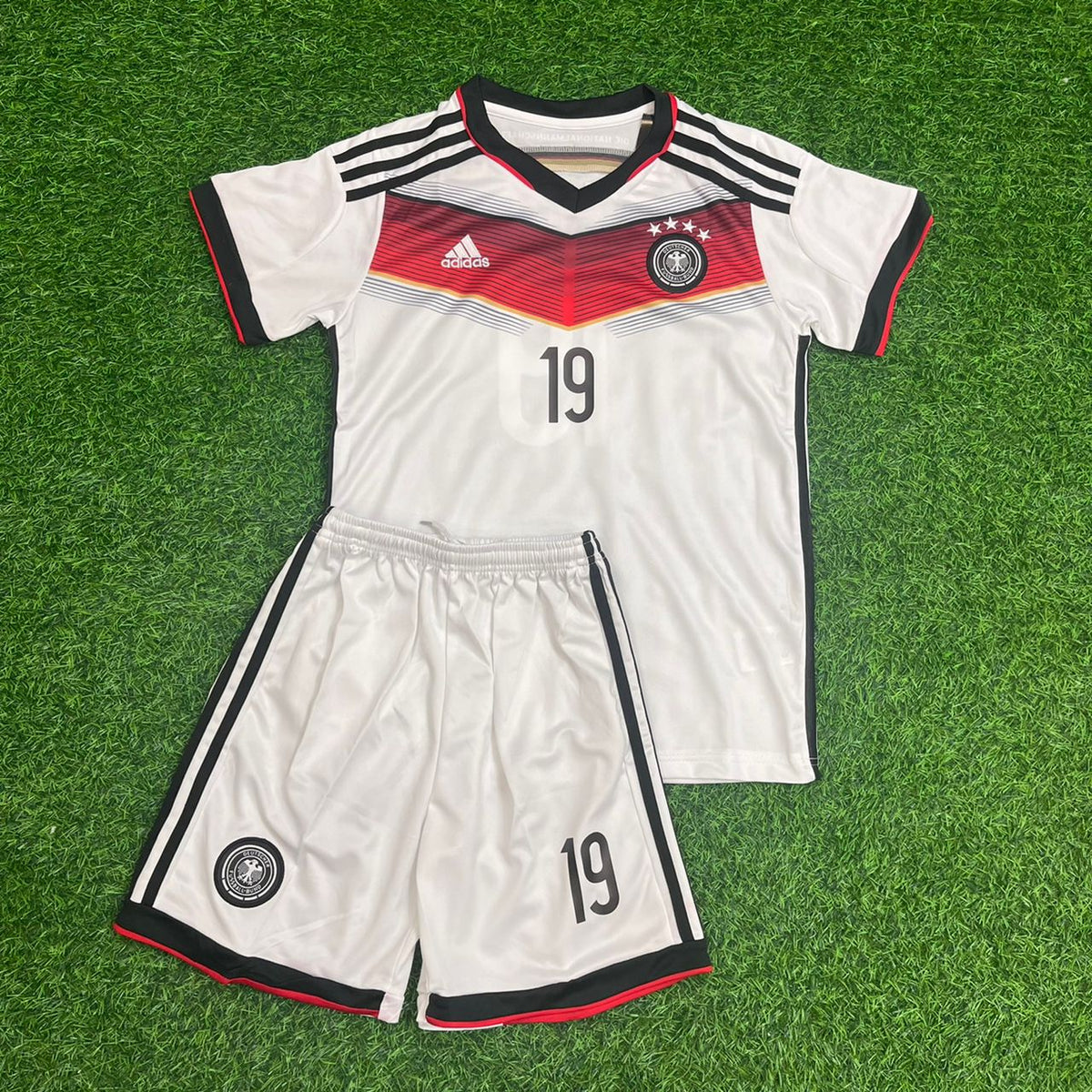 2014 Germany World Cup Mario Gotze - Deutschland White Retro Kids Football Jersey – Front View