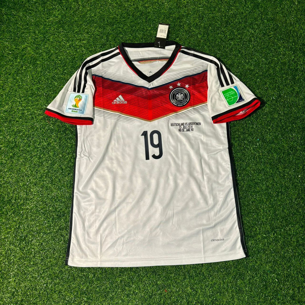 Mario Gotze - Germany Deutschland 2014 World Cup Final White Retro Kit Jersey – Detailed View