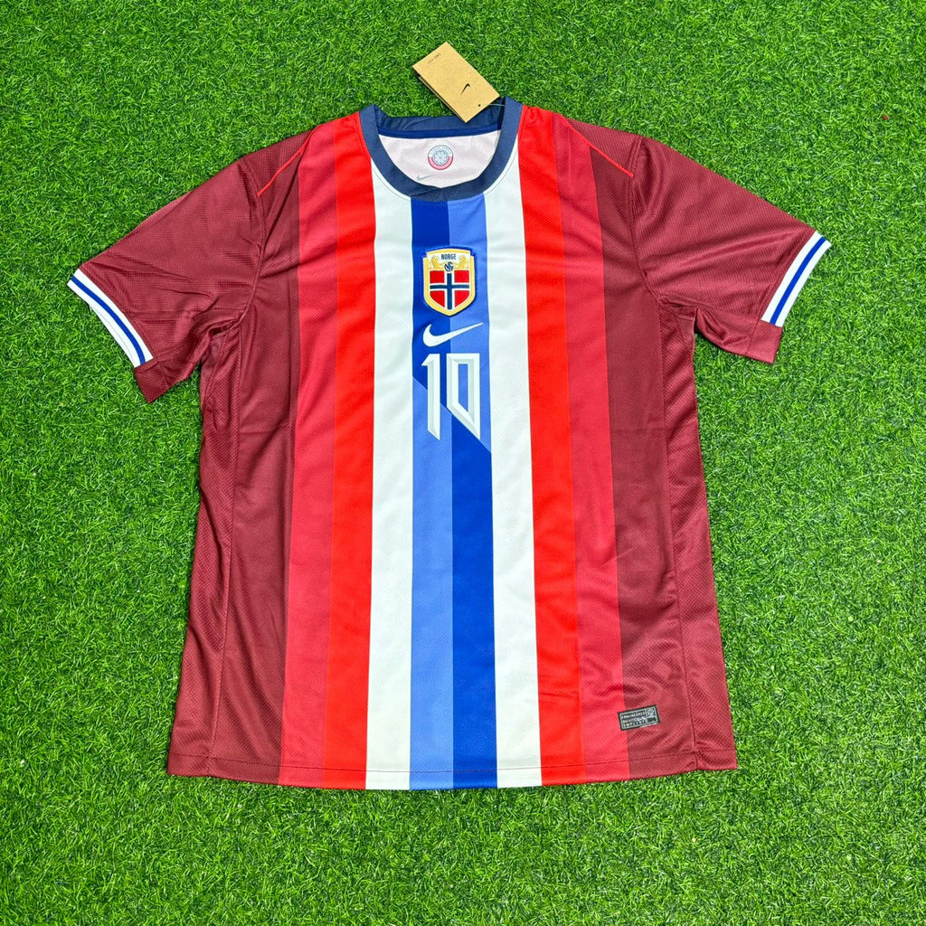 Martin Ødegaard #10 Norway 2026 World Cup Home Football Jersey – Front View