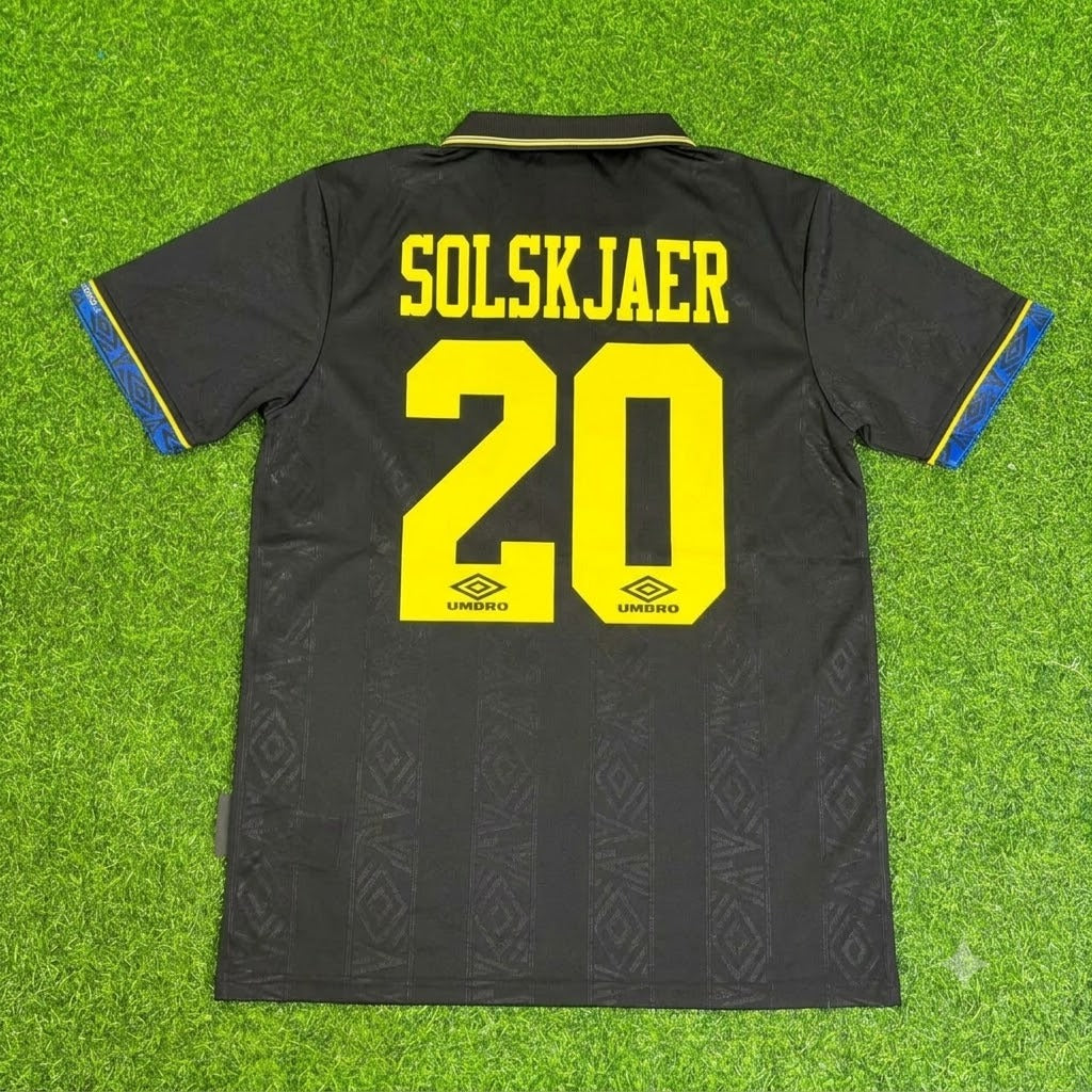 Ole Gunnar Solskjaer Manchester United Commemorative Retro Football Jersey – Back View