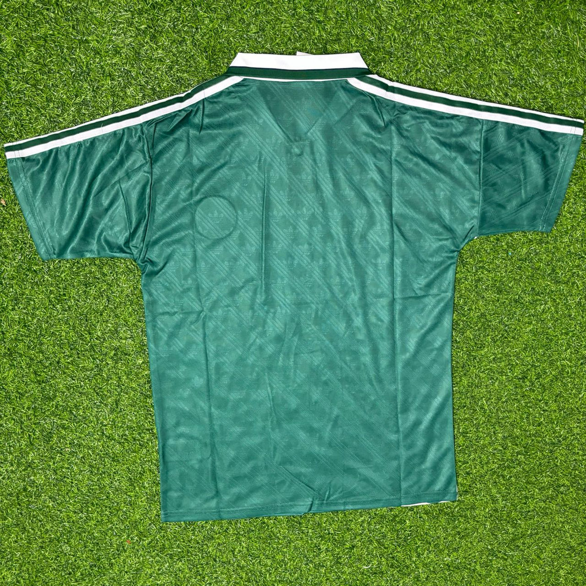 Panathinaikos 1995/96 Retro Home Kit Jersey – Detailed View