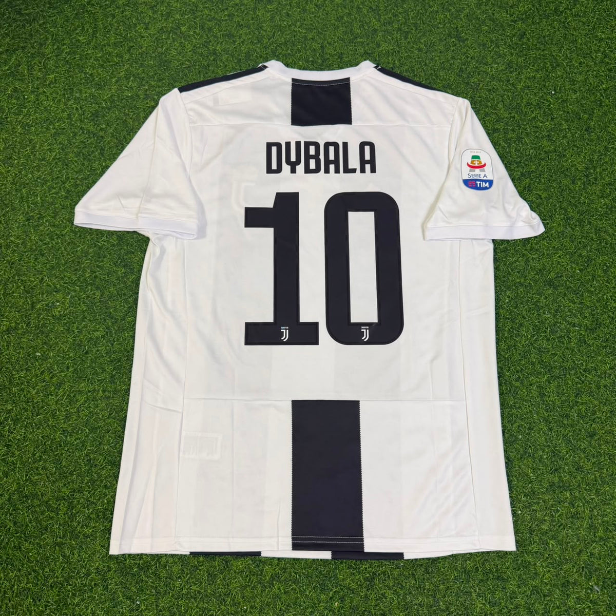 Paolo Dybala #10 Juventus 2018 2019 Retro Jersey – Back View