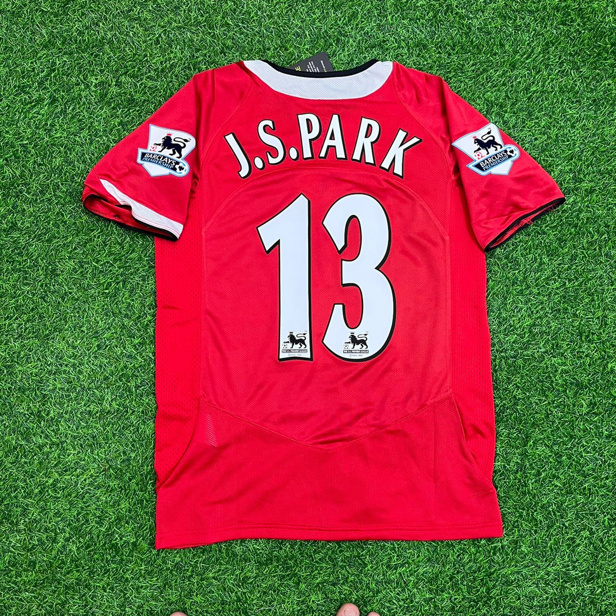 2005/06 Park Ji-Sung Manchester United Retro Kids Football Jersey – Detailed View
