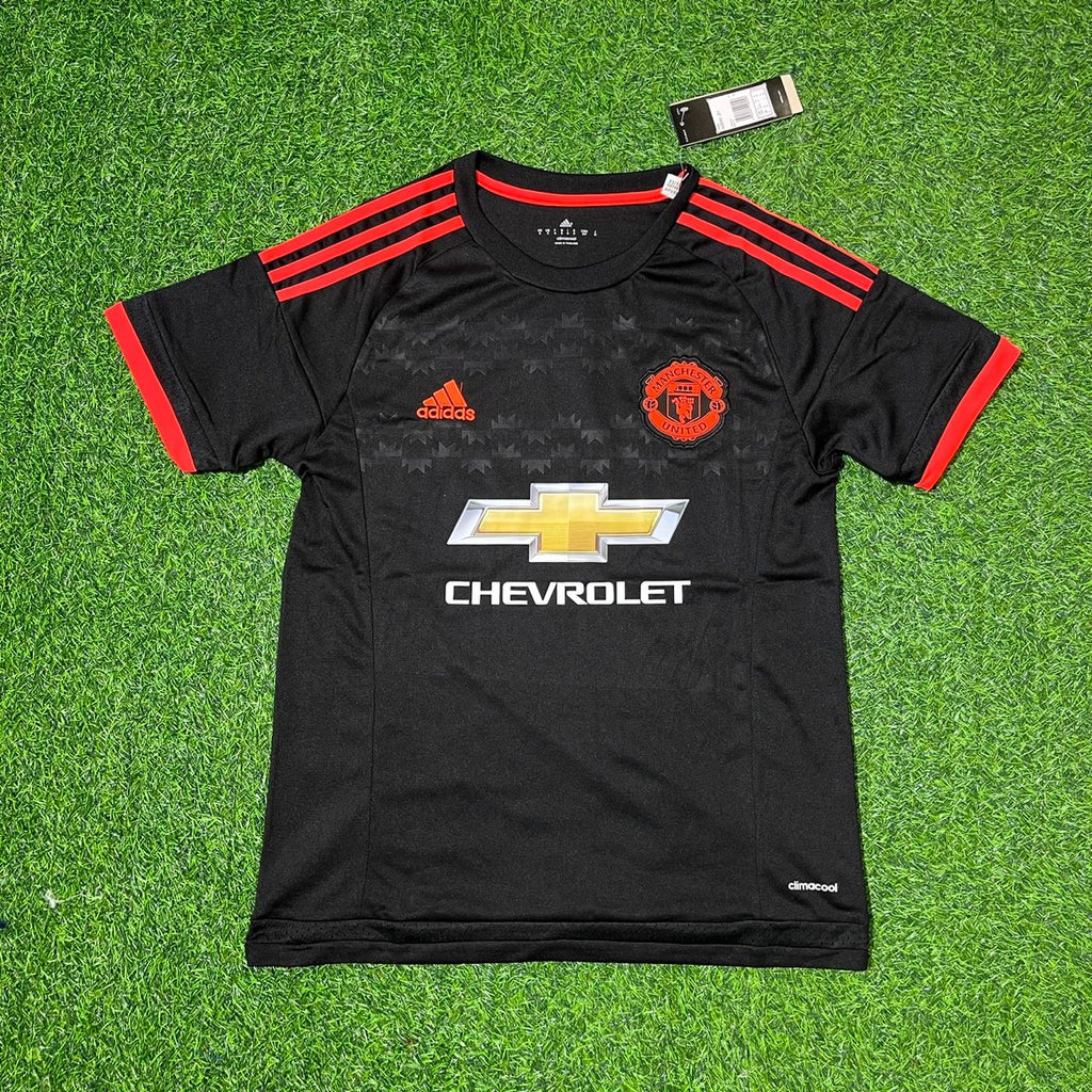 Manchester United Retro Red Football Jersey – Paul Pogba – Front View