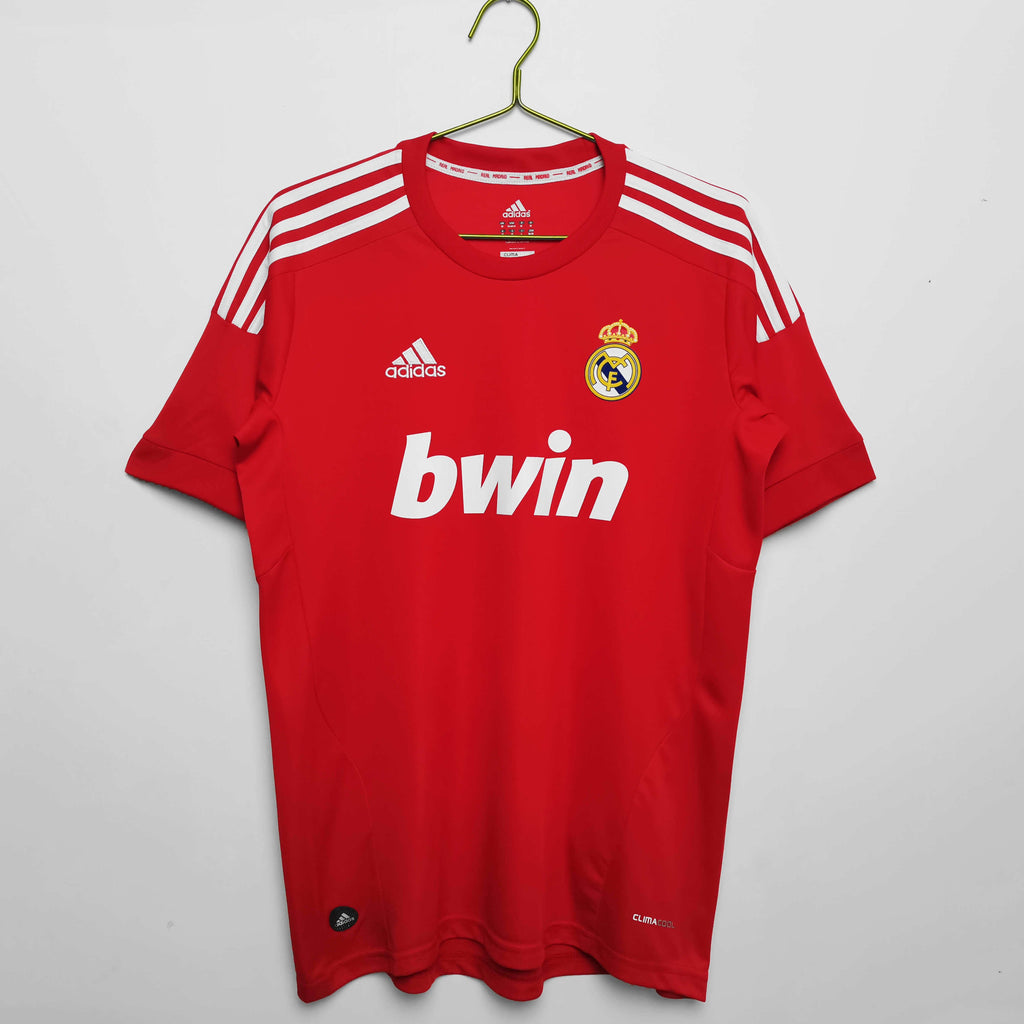 Real Madrid C.F. 2011-2012 Season Away Red Retro Football Jersey Trikot Maillot
