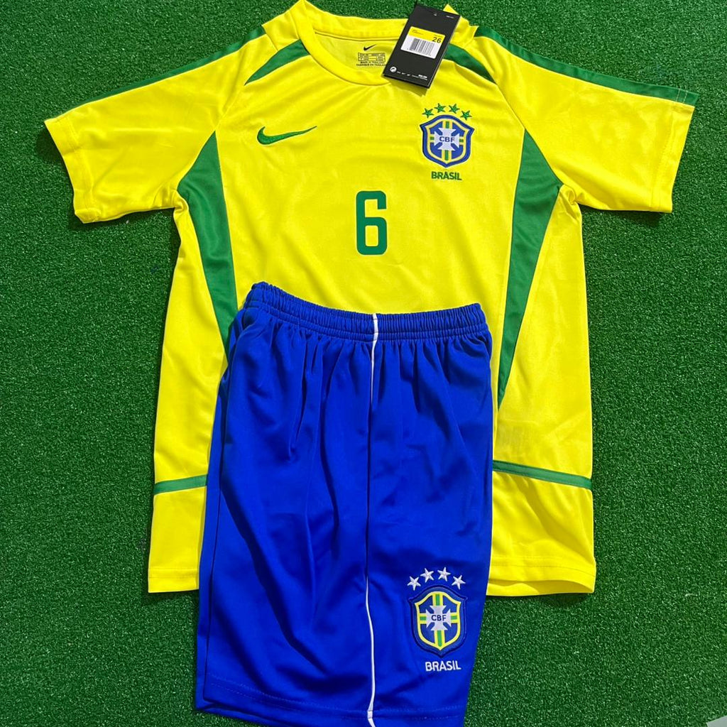 Roberto Carlos Brazil 2002 World Cup Retro Kids Soccer Kit Jersey Kinder Enfant – Front View