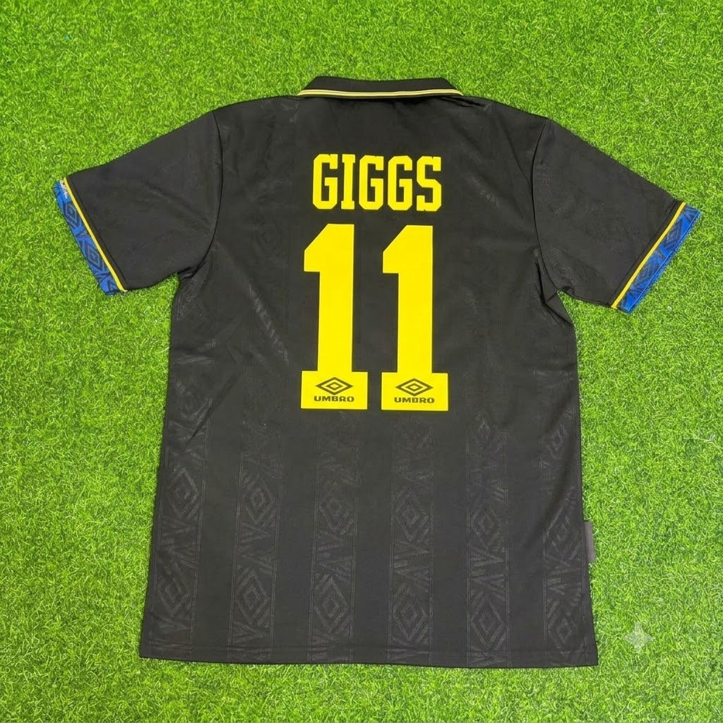 1992 Ryan Giggs Manchester United 1993 Retro Retro Football Jersey – Back View