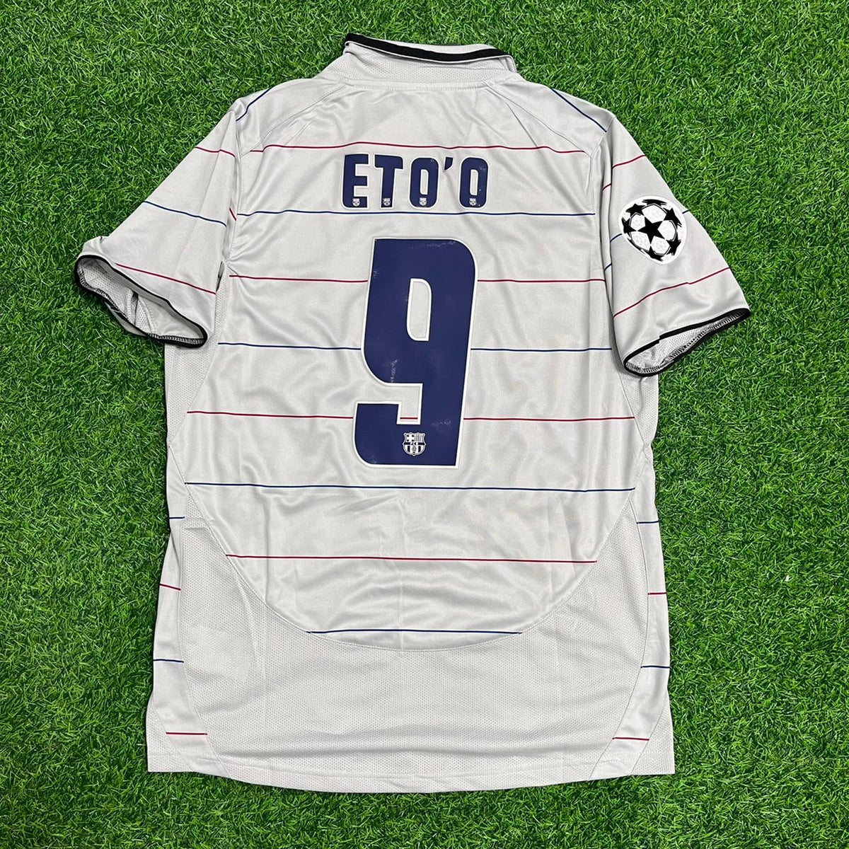 Samuel Eto`o #9 - Barcelona 2004/2005 Blue Garnet Retro Jersey – Back View