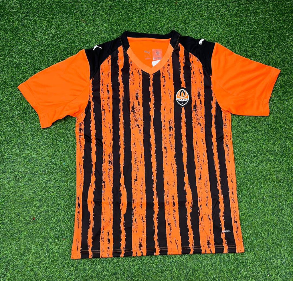 Shakhtar Donetsk Retro Football Jersey – Back View