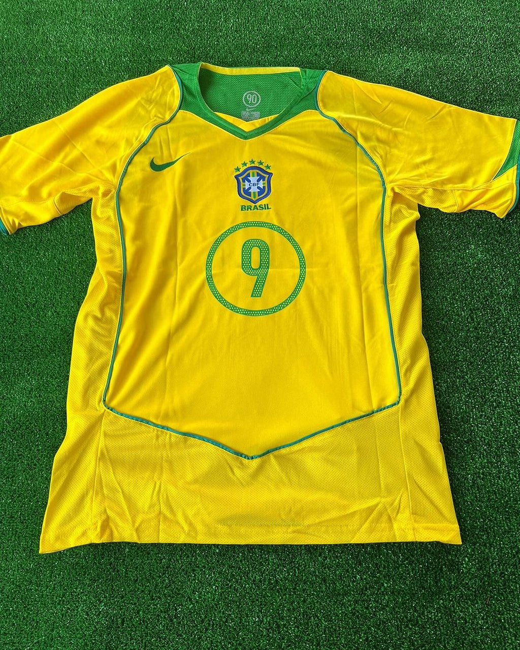 2004/06 Ronaldo Nazario Brazil Retro Football Jersey – Front View