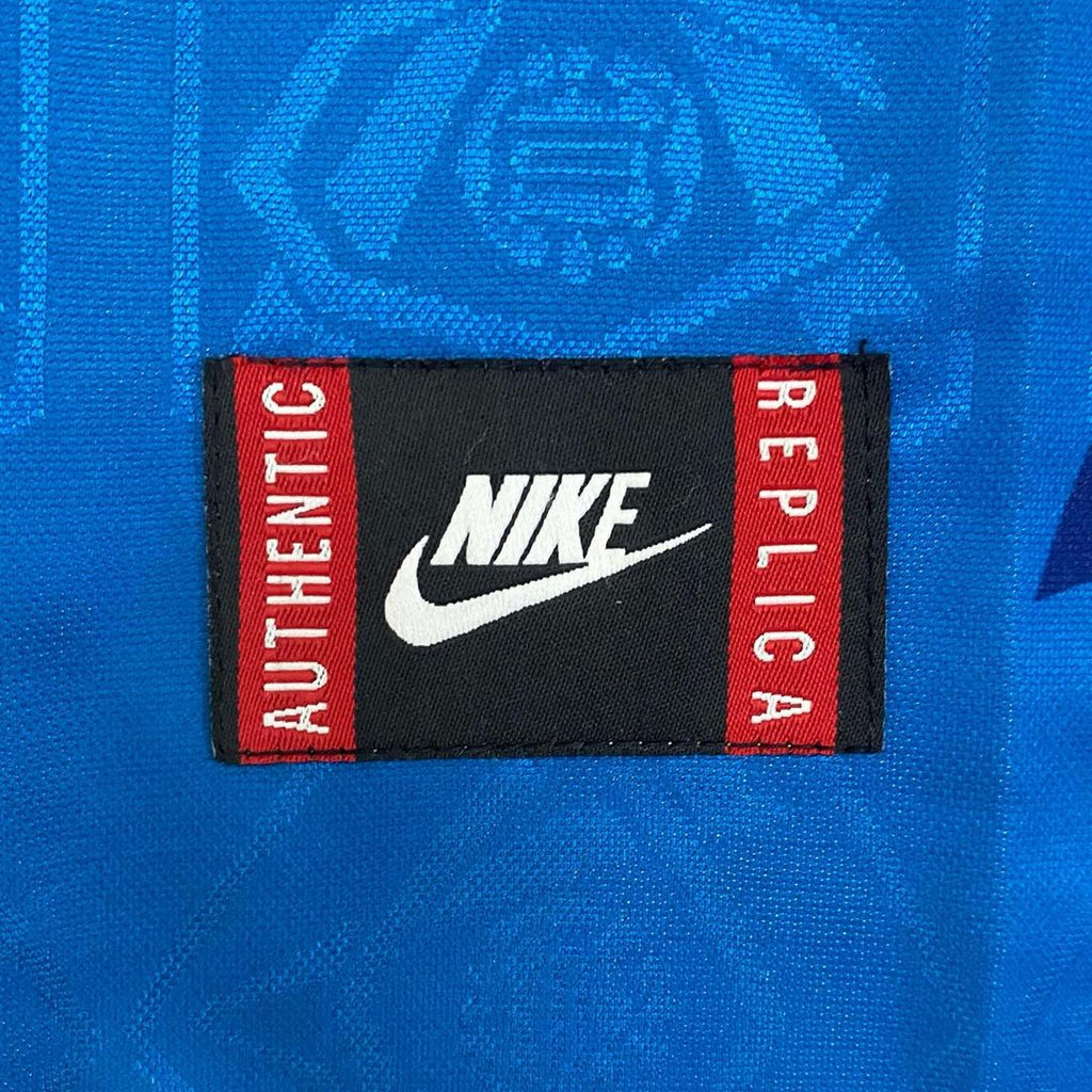Robin van Persie 11 – Arsenal Retro Football Jersey – 7