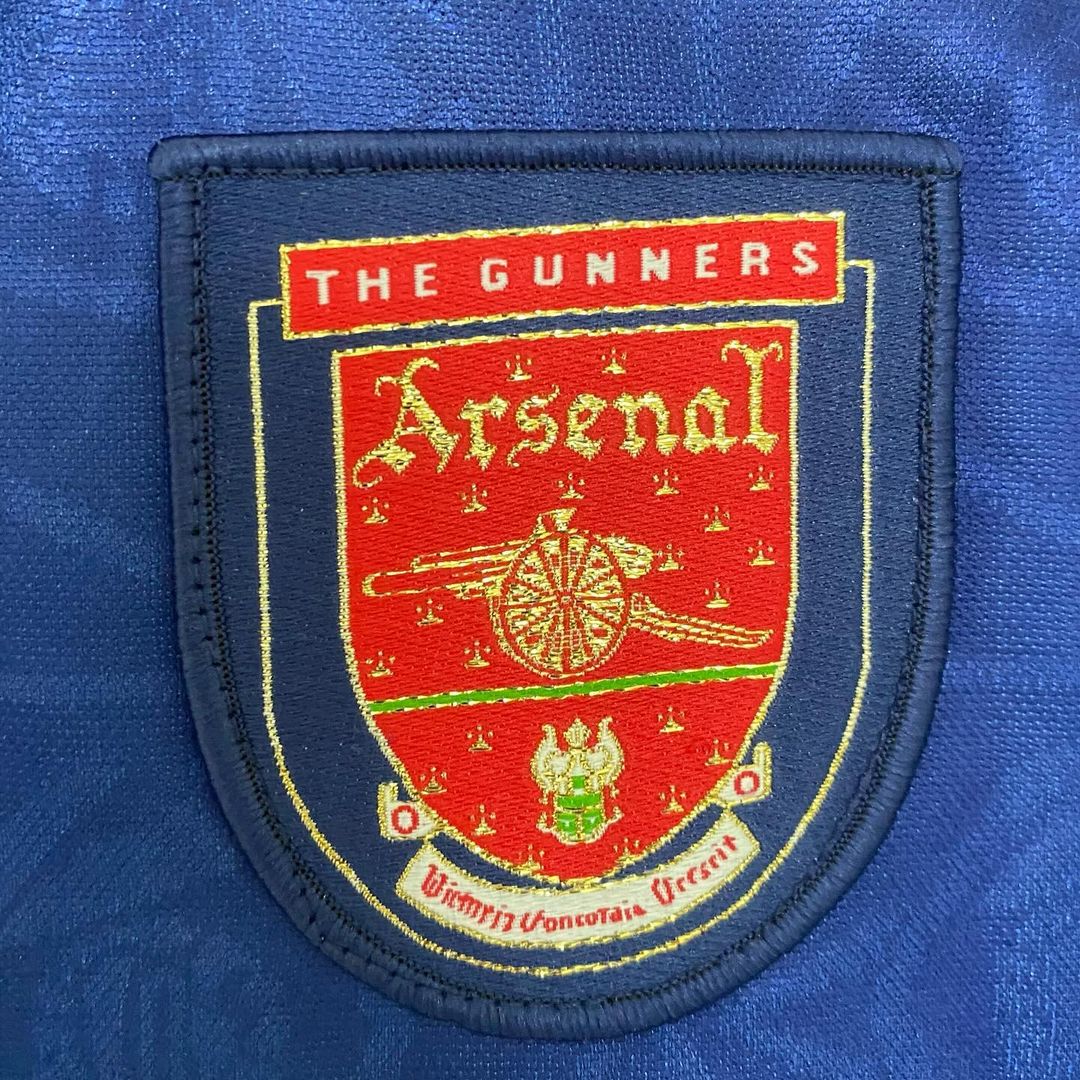 Fredrik Ljungberg 8 – Arsenal Retro Kit Jersey – 6