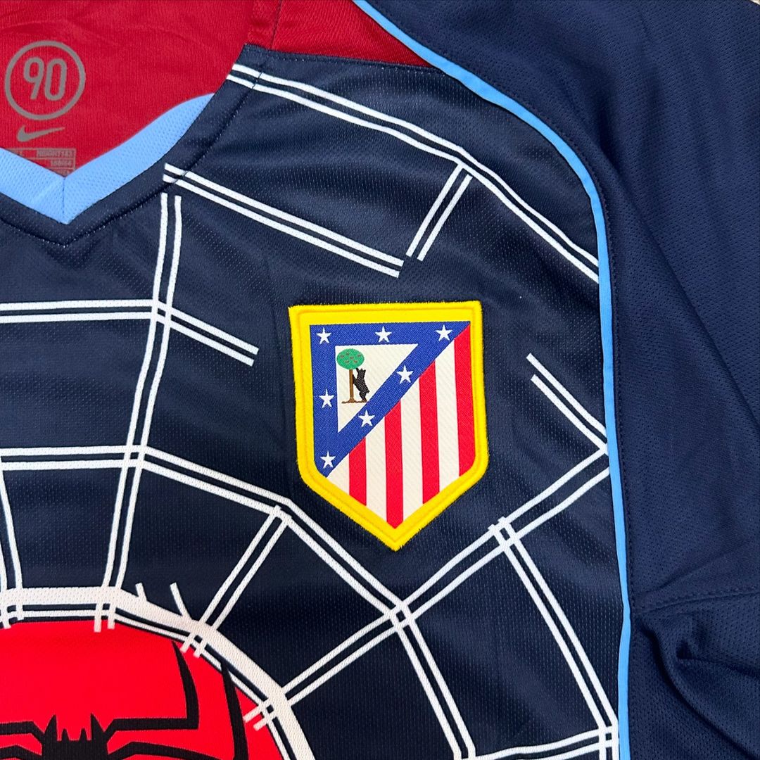2003/04 Fernando Torres Atlético Madrid Spider-Man Long Sleeve Retro Football Jersey – Detailed View