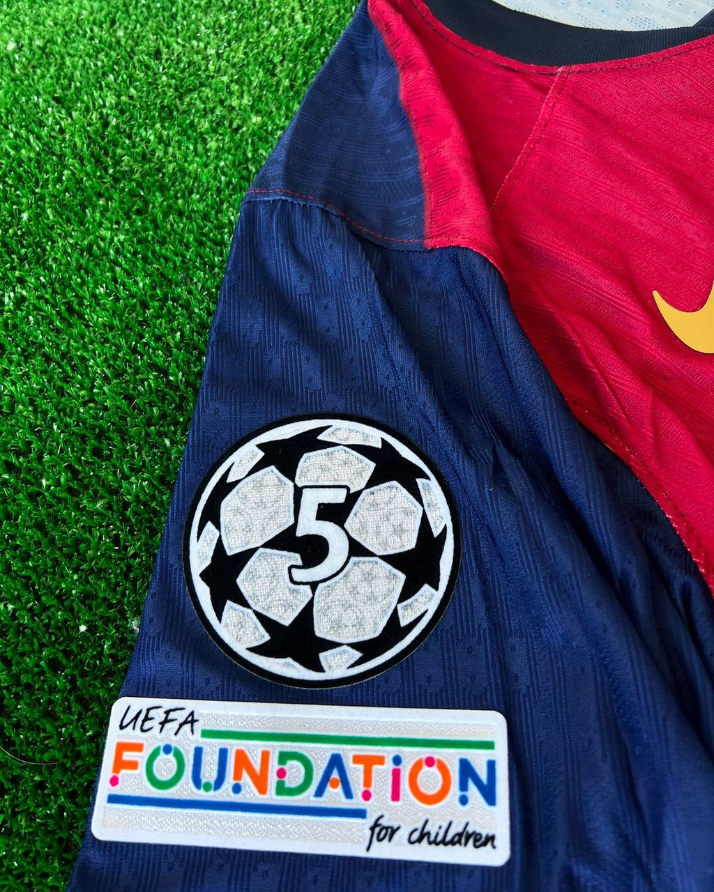 2025 Lamine Yamal Barcelona Champions League Patch Football Jersey – Detailed View