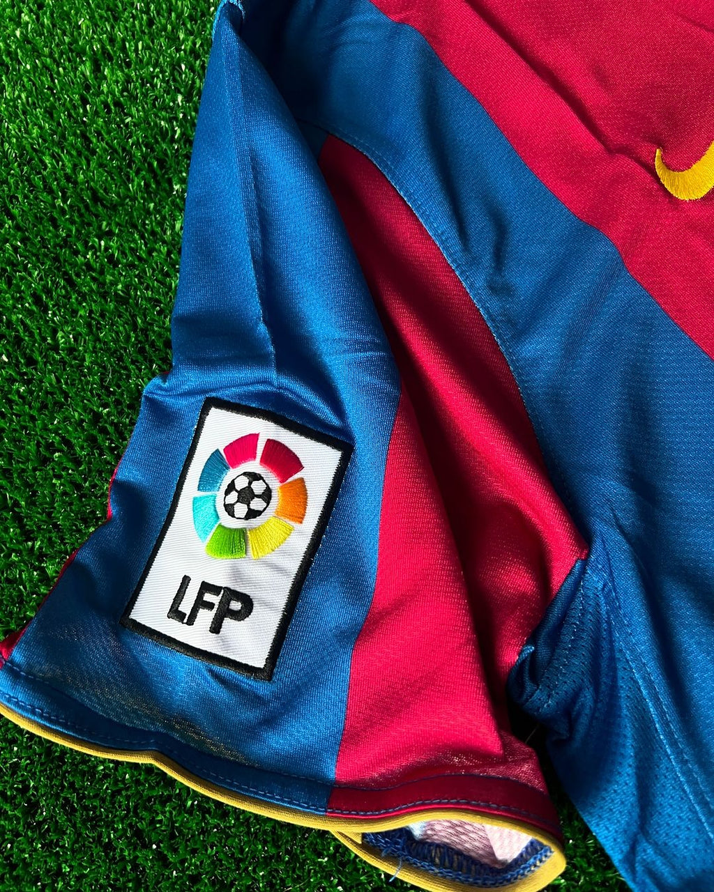Carles Puyol Barcelona 2007 2008 Retro Jersey – 6