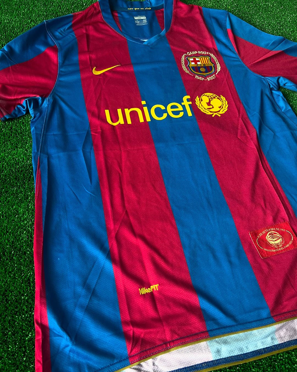 2007 Xavi Hernandez Barcelona 2008 Retro Football Jersey – 5