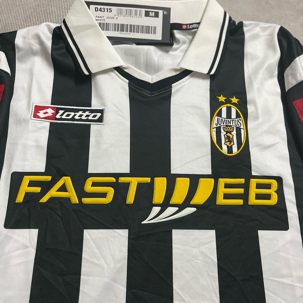 2001 Juventus 2002 Season Retro Football Jersey – Front View