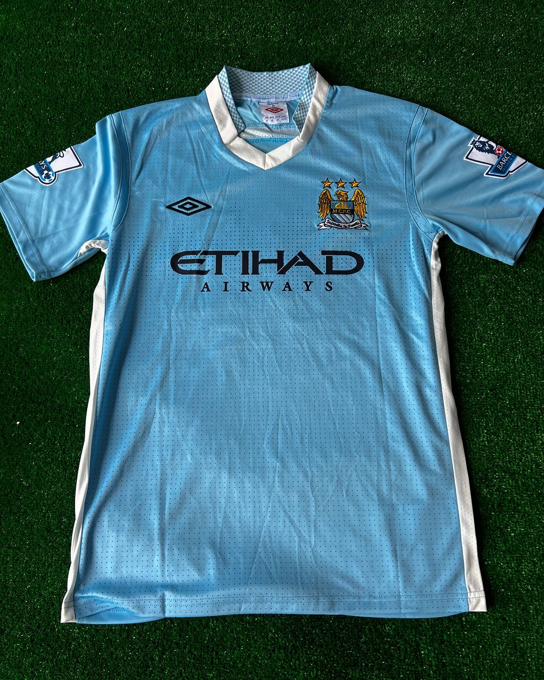 David Silva Manchester City 2011 2012 Season Retro Jersey – Detailed View