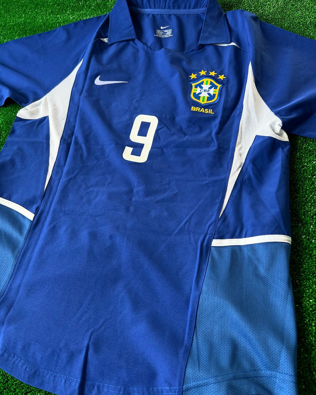 Phenomenon Ronaldo Nazario Brazil 2002 World Cup Blue Retro Short-Sleeve Jersey – 4
