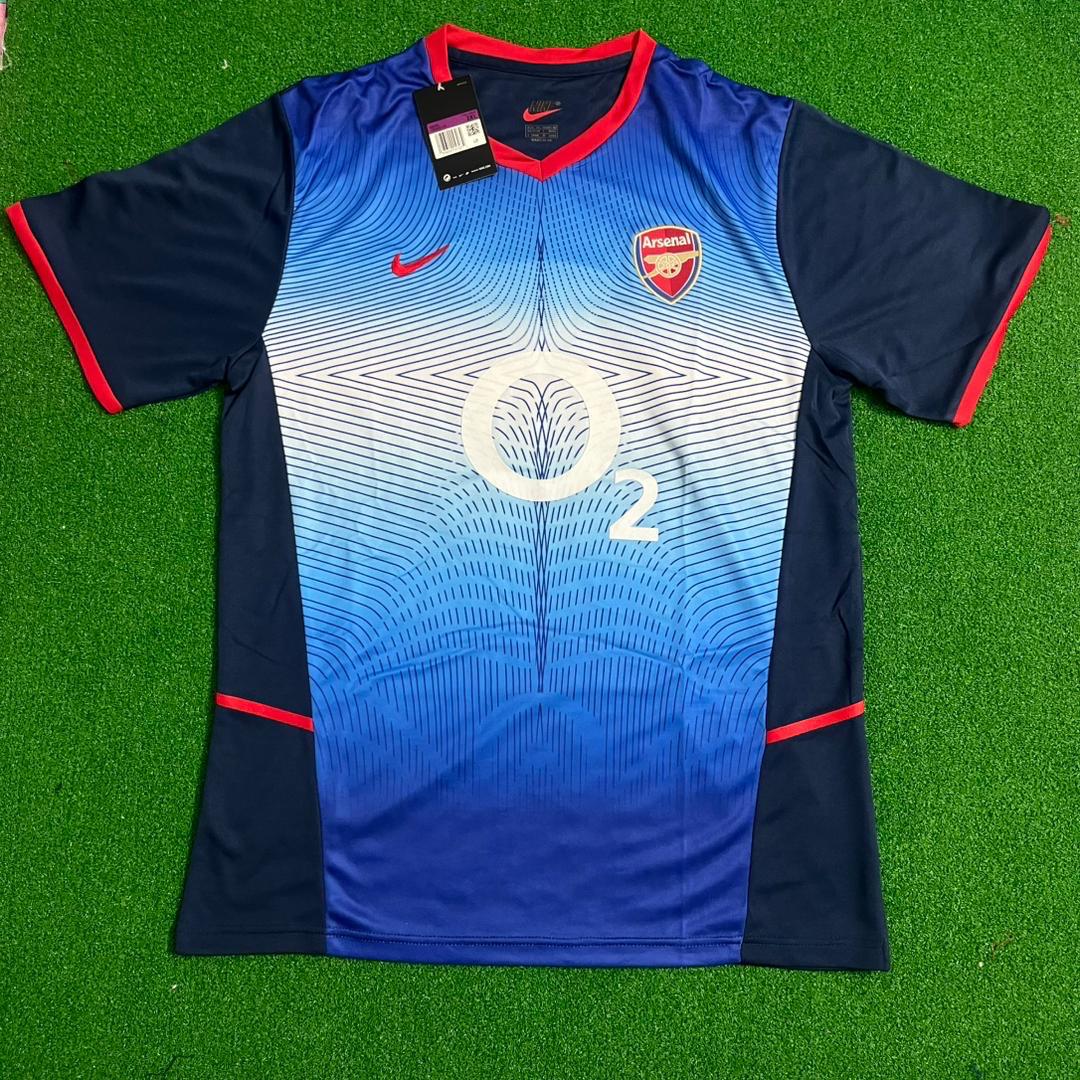 Thierry Henry 14 - Arsenal 2002/2004 Retro Kit Jersey – Front View