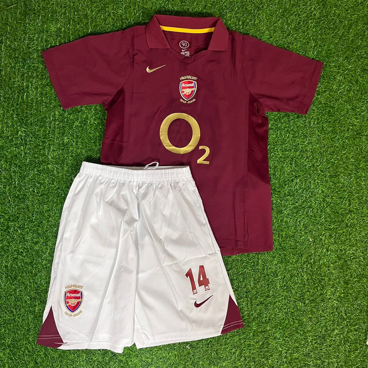 2005/06 Thierry Henry Arsenal Home Burgundy Kids Kit Football Jersey for Children – Front View